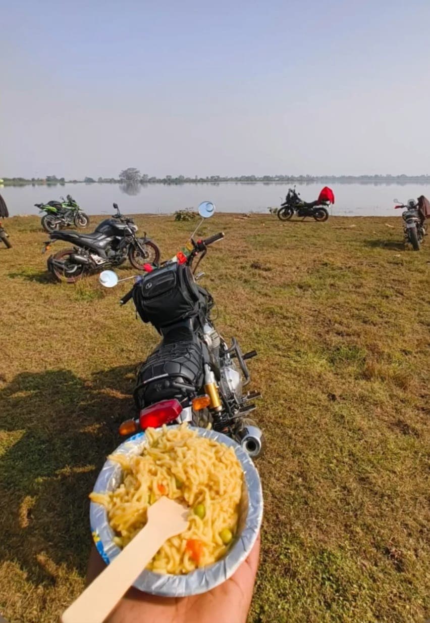 Breakfast Rides - BBC riders at morning gathering